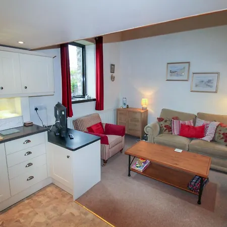 Barn Owl Cottage, * Lindale